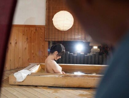 Bố chồng hồi xuân loạn luân cùng con dâu dâm đãng khi đang tắm Bố chồng hồi xuân loạn luân cùng con dâu dâm đãng khi đang tắm