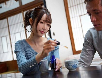 Cô vợ xinh địt nhau với cậu bạn thân bày mưu bỏ thuốc kích dục để hâm nóng với chồng Cô vợ xinh địt nhau với cậu bạn thân bày mưu bỏ thuốc kích dục để hâm nóng với chồng